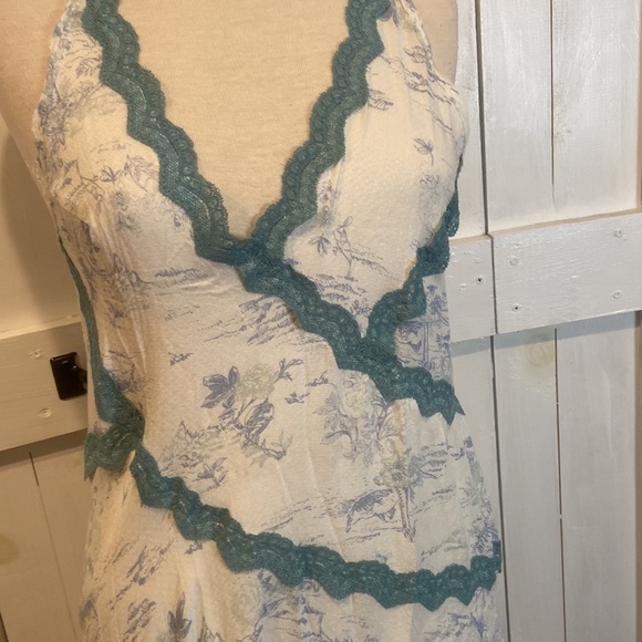 NEW Intimately Free People Slip My Mind White Trapeze Dress - Picture 2 of 4